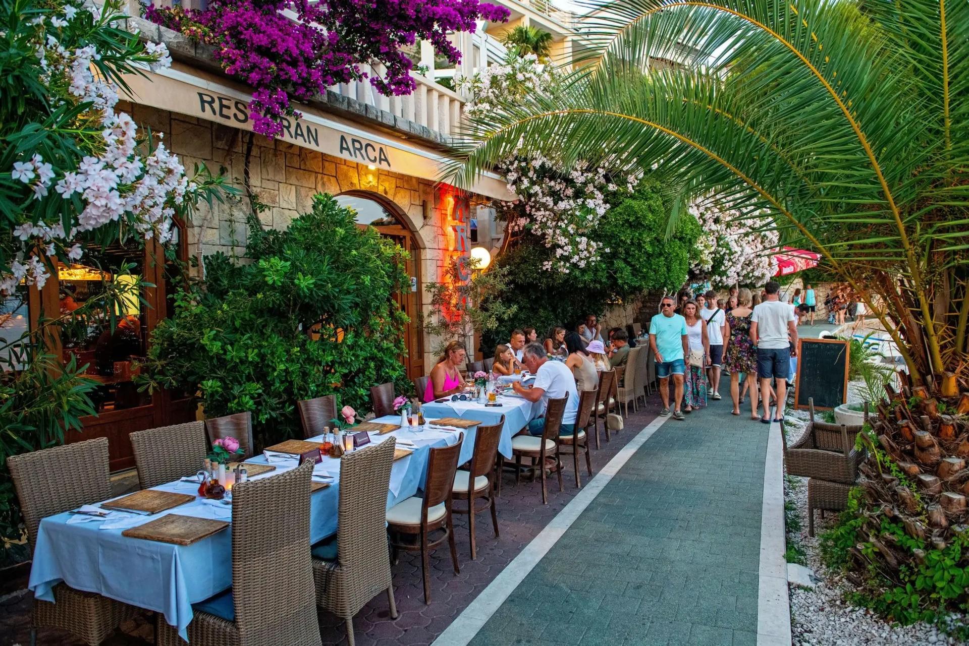 For a Casual Lunch or Pizza: Bistro-Pizzeria Orca