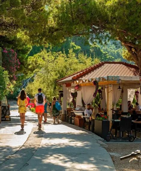 4. Direkt am Wasser speisen: Top Restaurant-Empfehlungen