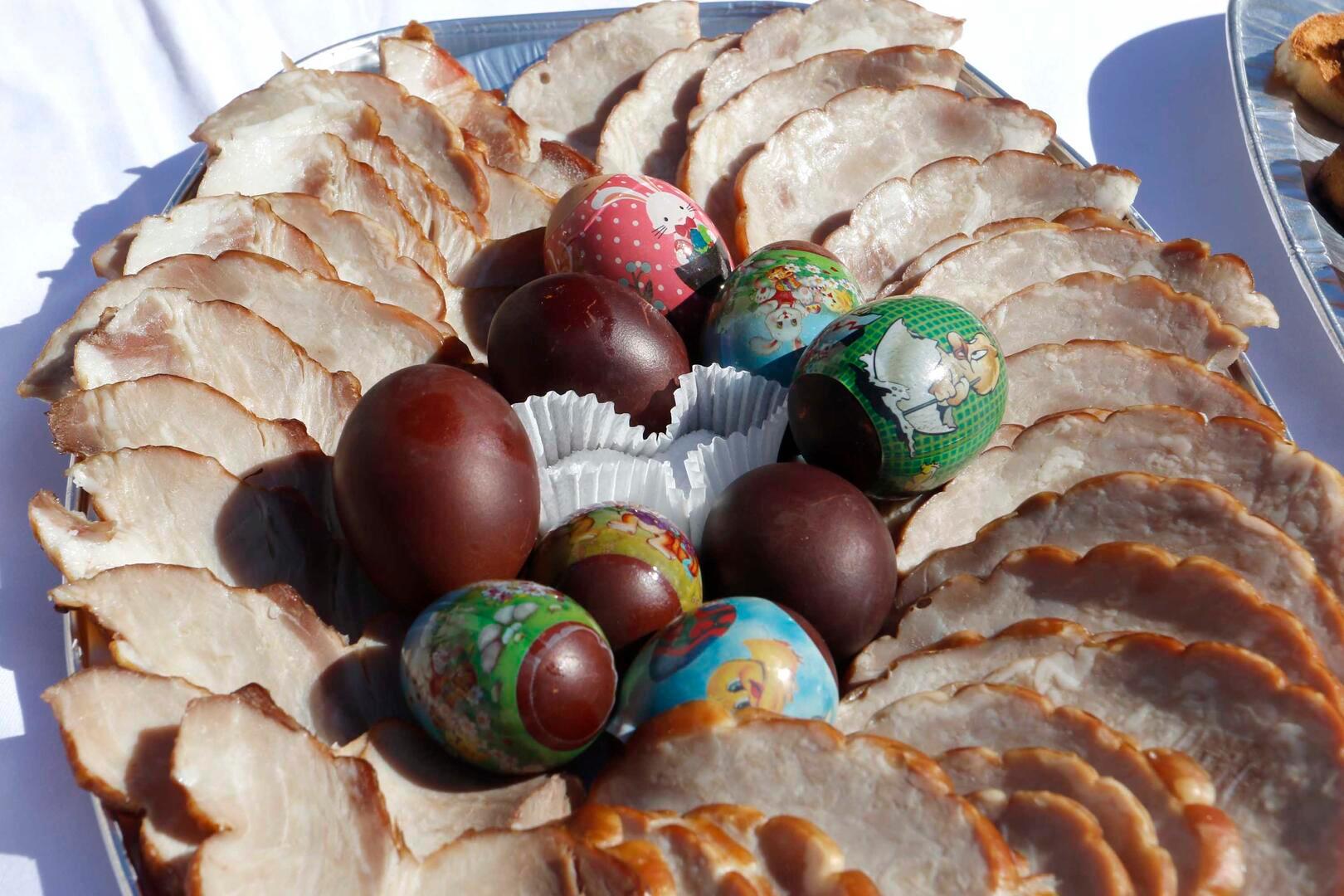 Veliki Uskrsni Gozba: Što se nalazi na stolu za Uskrs