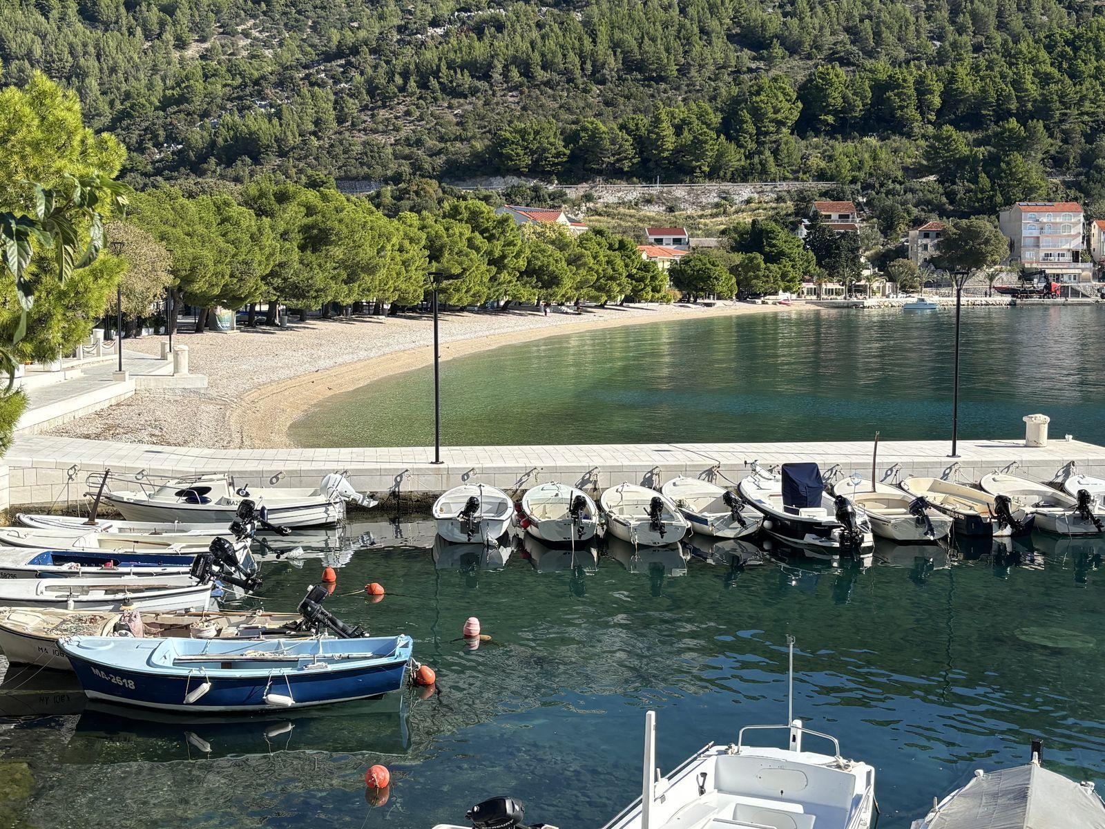 Donja Vala Beach: Exploring the Surroundings