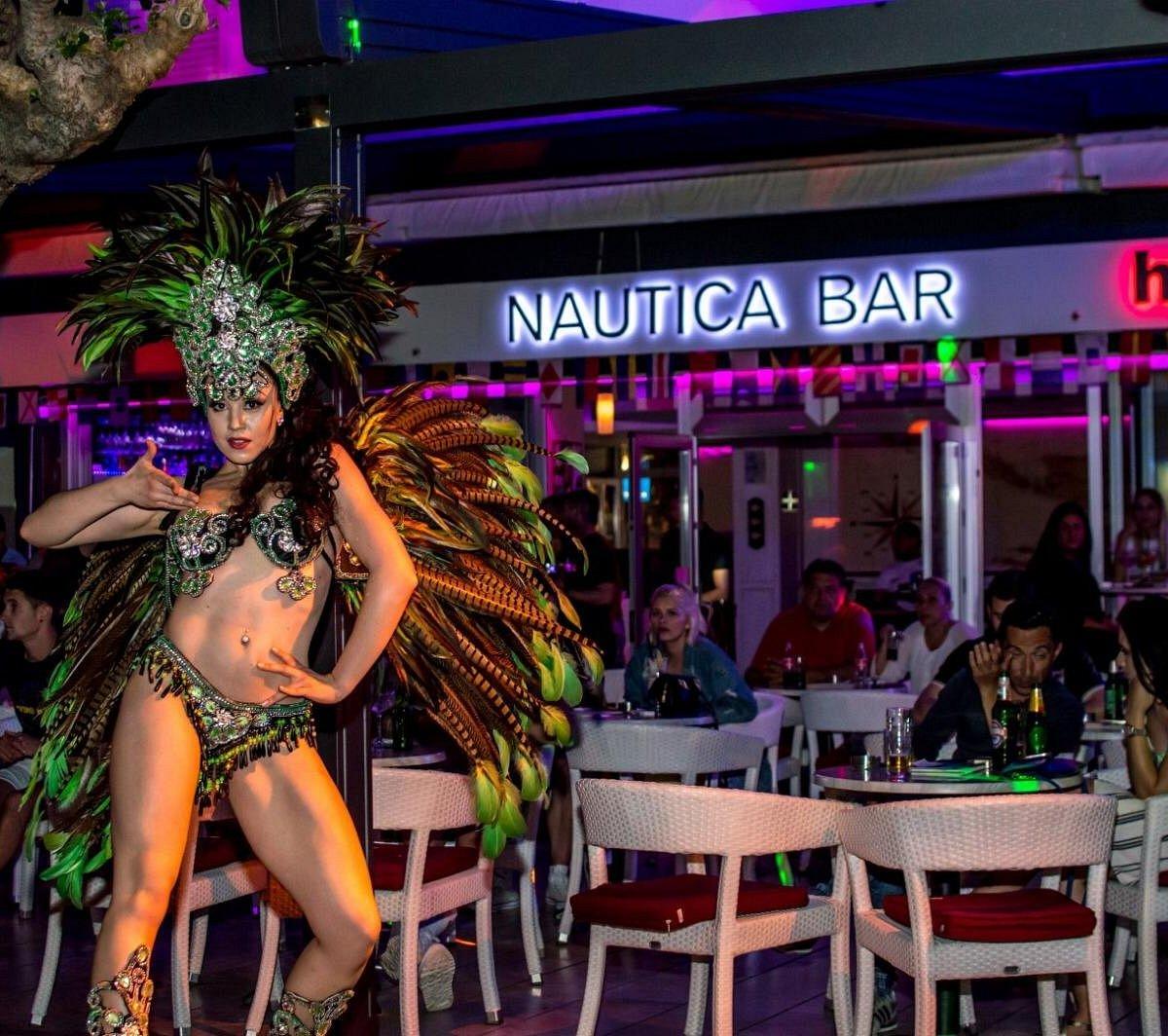 3. Bar Nautica