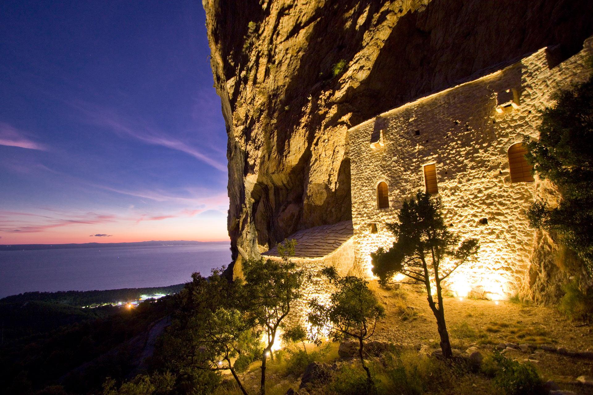 1. Kotišina: The Fortress in the Clouds