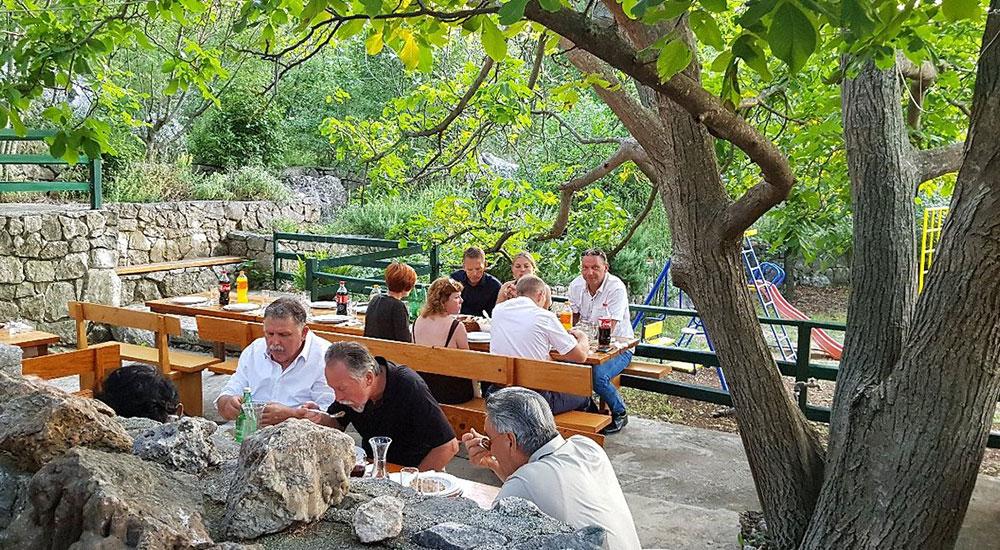Skutečný venkovský únik: Konoba Roko (Gornja Brela)
